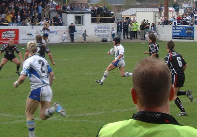 Nice view of the back of Steve Mac's head!