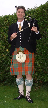 Alasdair MacDonald Scottish bagpipe player